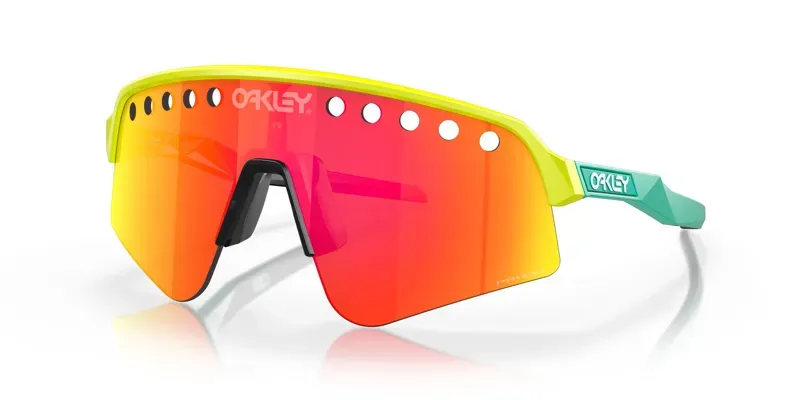 Oakley Sutro Lite Sweep Vented OO-9465-06 In Prizm Ruby Lenses