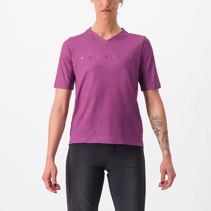 Castelli Trail Tech 2 Women's T-Shirt in Amethyst