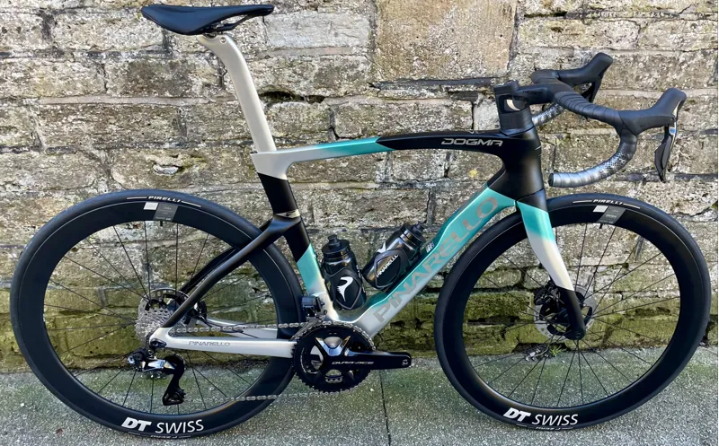 Pinarello Dogma F Disc CE124 NEBULA GREEN SILVER 55 cm Dura Ace Di22x12 DT SWISS ARC 1400-3