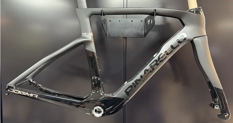 PINARELLO Frame Kit Dogma F NEW 2025 G111 BOB