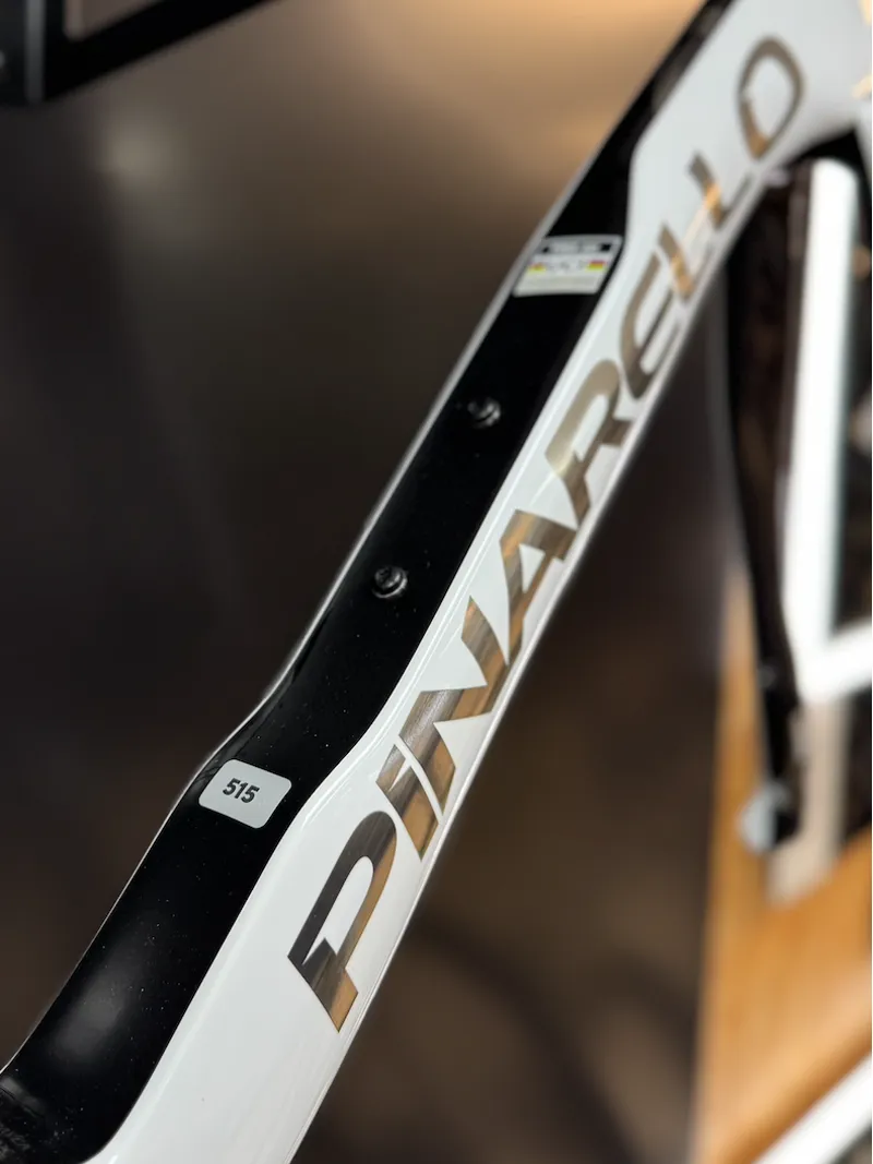 PINARELLO Frame Kit Dogma F NEW 2025 CG113 Edge Crystal White-10