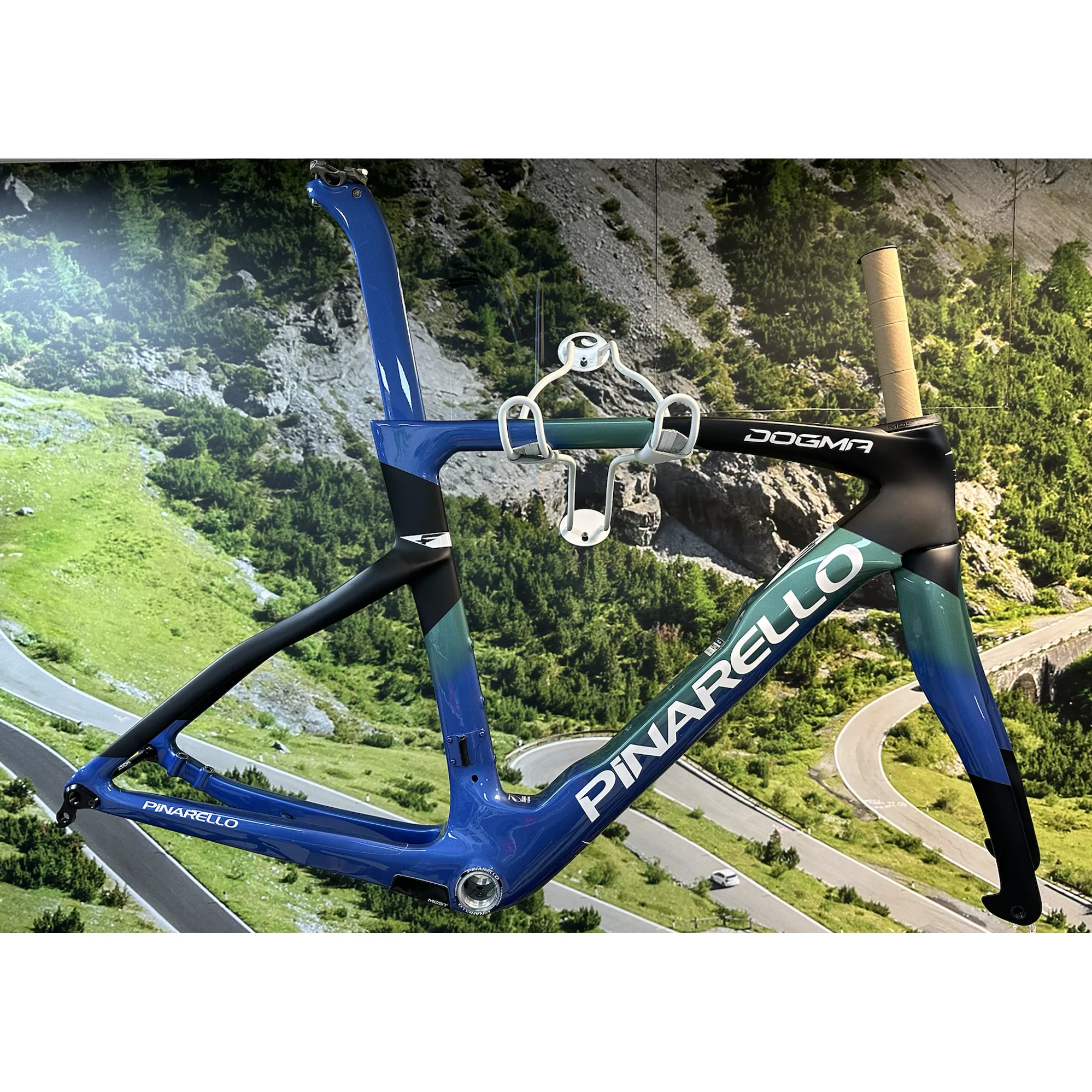 Pinarello dogma f12 colors on sale